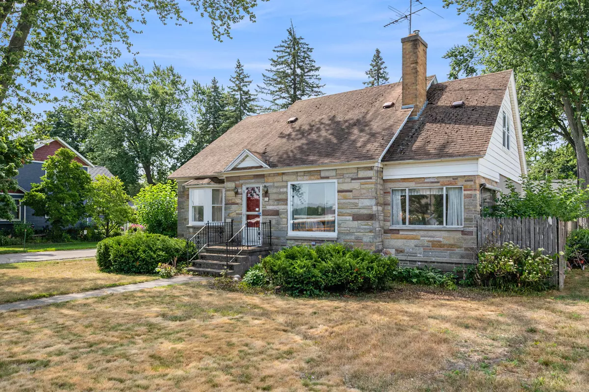 Zeeland, MI 49464,654 E Central Avenue