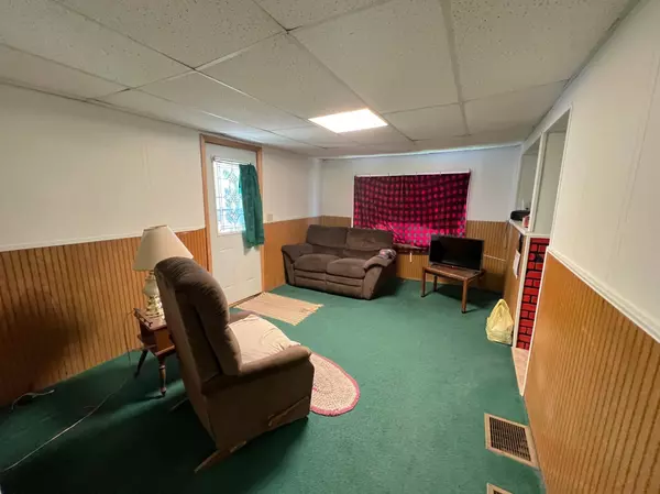 White Pigeon, MI 49099,309 S Washington Street