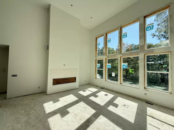 Jenison, MI 49428,3276 Barett Ridge