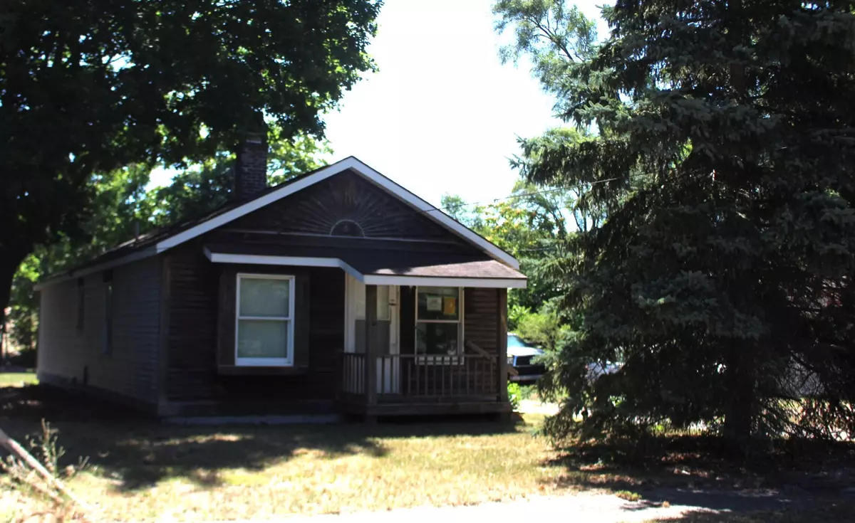 Muskegon, MI 49442,1872 BURTON Road