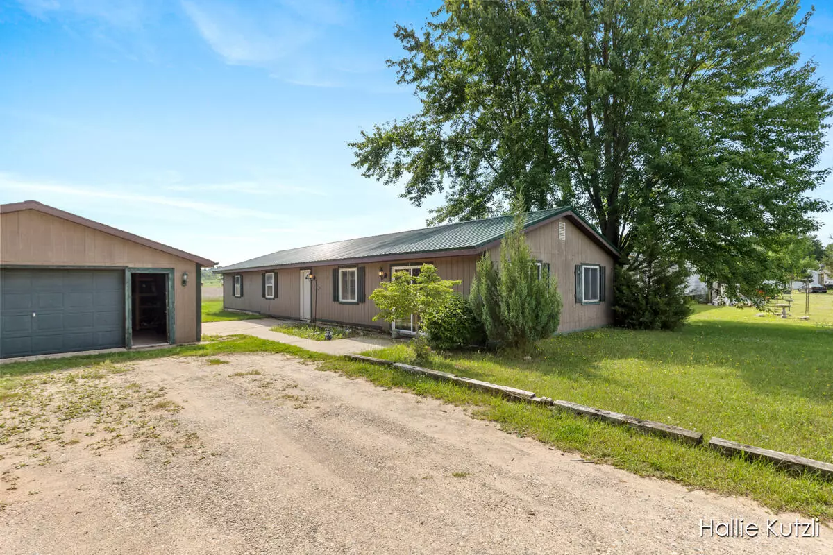 Newaygo, MI 49337,3230 Johnson Avenue