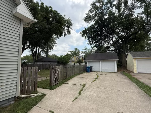 Kalamazoo, MI 49001,1316 Vassar Drive