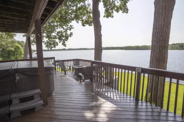 Vicksburg, MI 49097,15095 Barton Lake N Drive