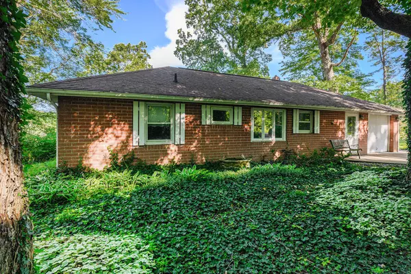 22975 Pine Lake Road, Battle Creek, MI 49014