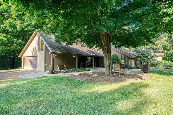 Delton, MI 49046,9308 W Guernsey Lake Road Road