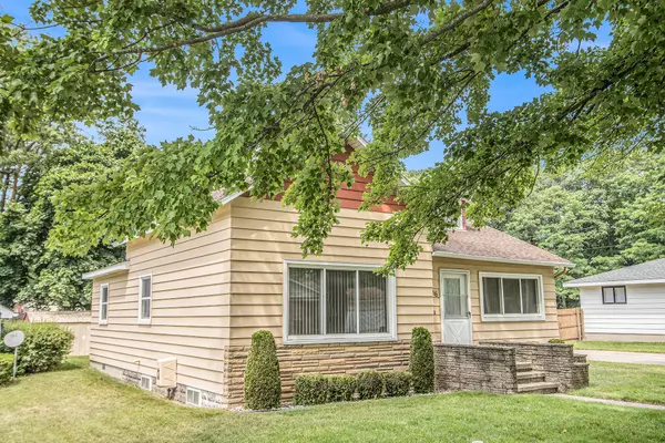 Manistee, MI 49660,1106 22nd Street