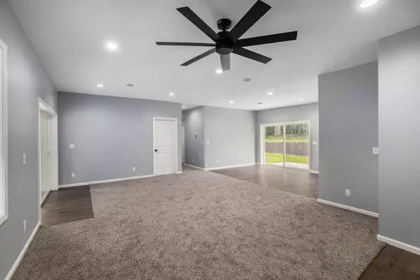 White Cloud, MI 49349,1156 West Country Trail