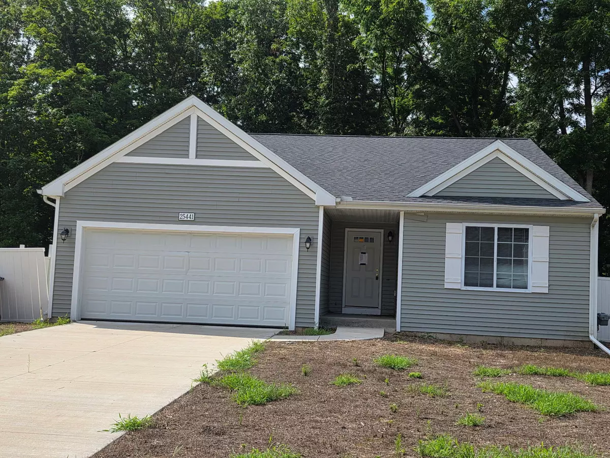 Mattawan, MI 49071,25441 Forest Lane