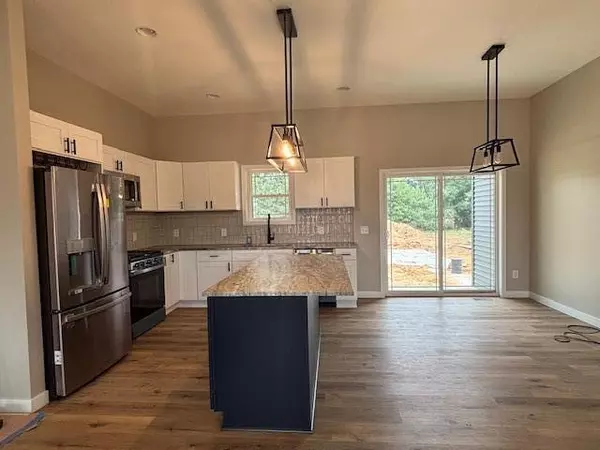 Lawton, MI 49065,64247 Windrose Way