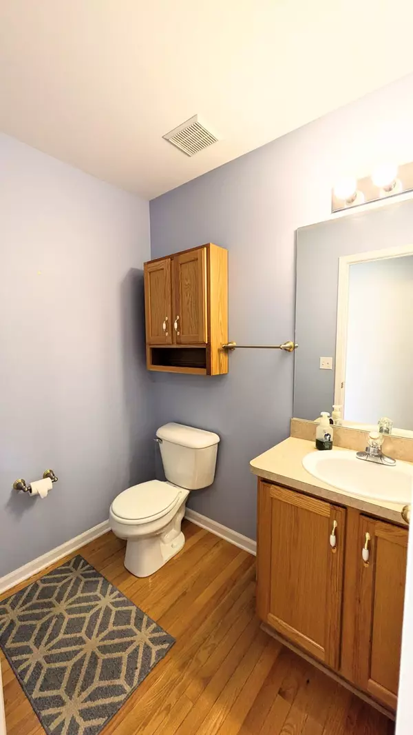 Brownstown, MI 48183,23721 W Lake Circle #14