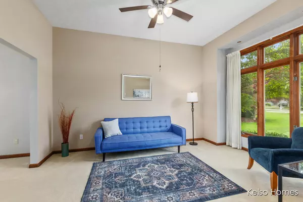 Holland, MI 49423,4612 Castle Court