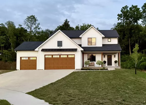 3752 Eastern Ave NE NE Avenue, Grand Rapids, MI 49525