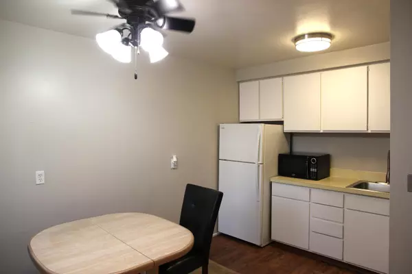 Ann Arbor, MI 48108,4190 Packard Road ##4