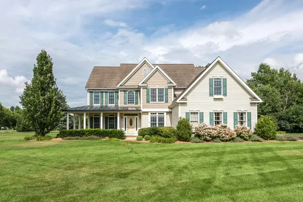 3802 E Garden Court, Saline, MI 48176