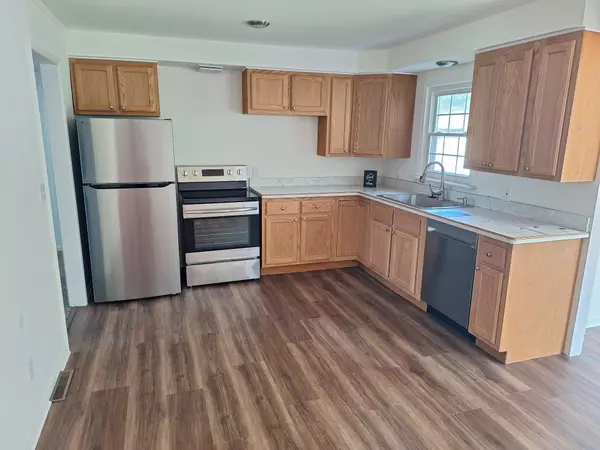 Gibraltar, MI 48173,13601 Grandview Drive