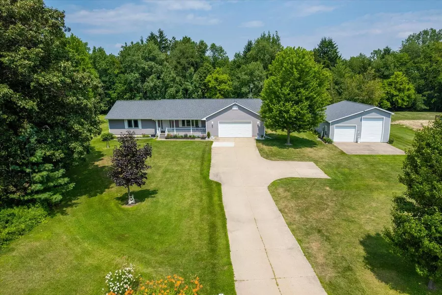 10788 N Clinton Trail, Sunfield, MI 48890