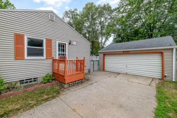 Grand Rapids, MI 49525,3701 Grape NE Avenue