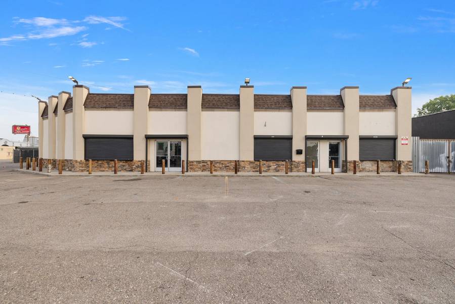 3805 E Mcnichols Road, Hamtramck, MI 48212