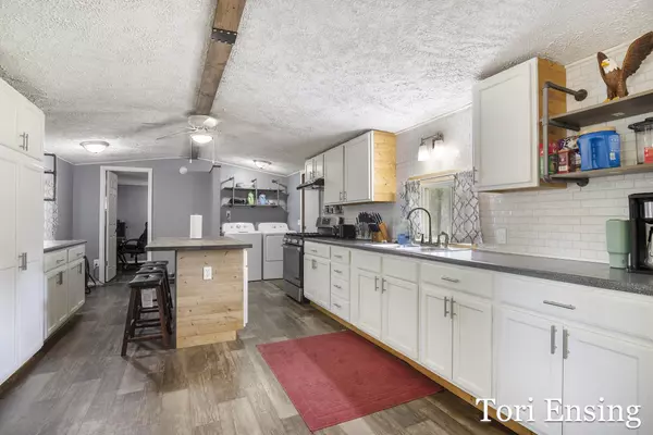 Sheridan, MI 48884,3211 Wood Duck Drive