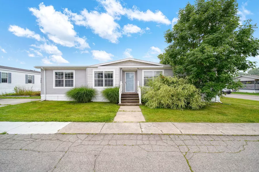 6655 Jackson Road #722, Ann Arbor, MI 48103