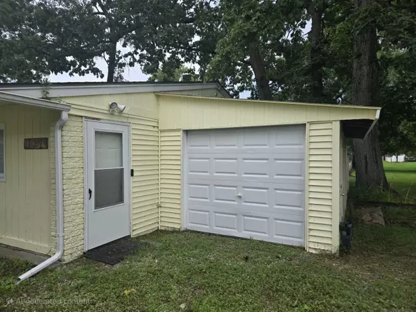 Pinckney, MI 48169,10339 Kress Road
