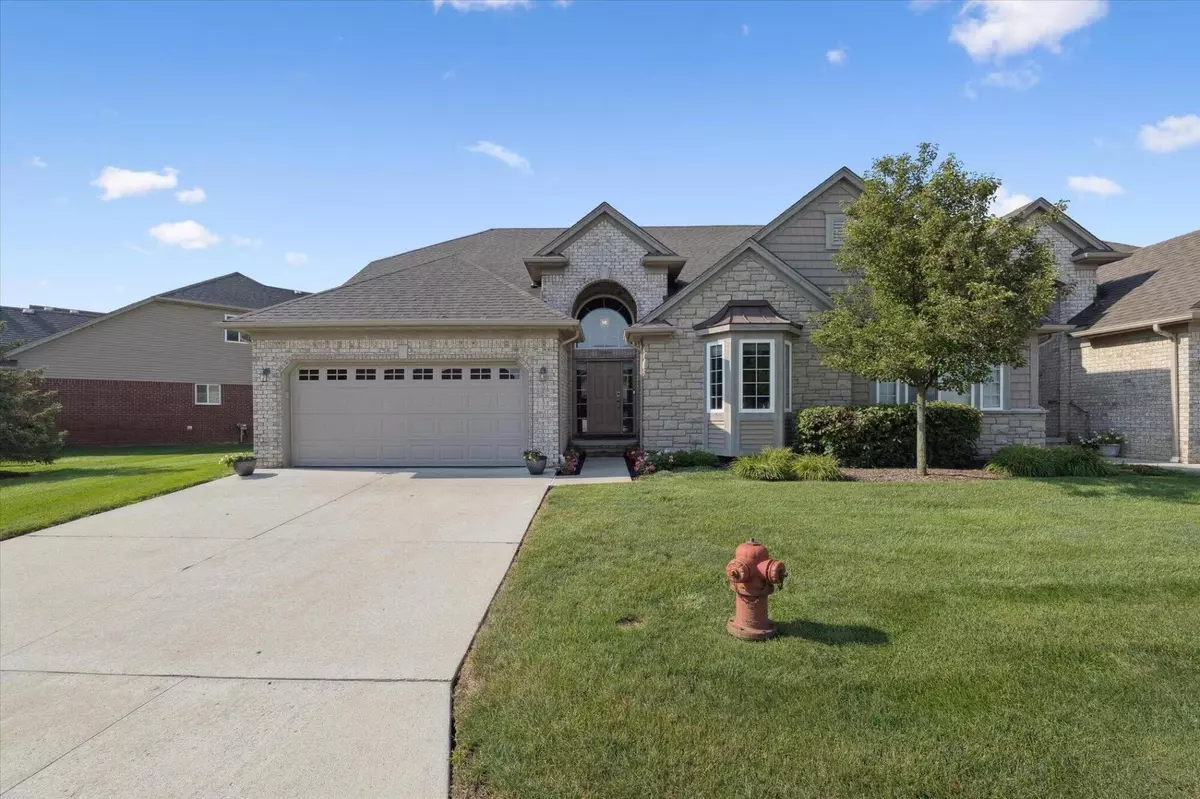 Warren, MI 48092,30466 Berghway Trail