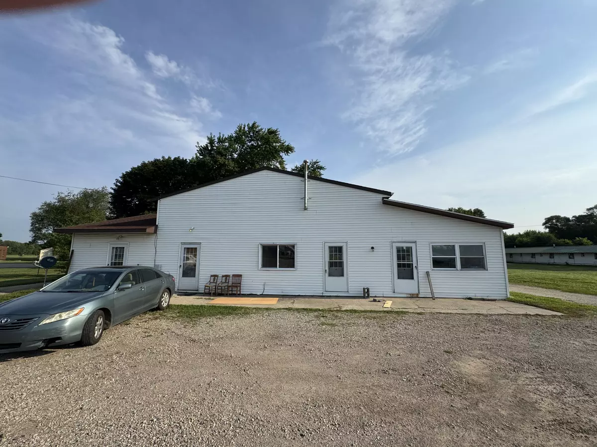 White Pigeon, MI 49099,820 W Chicgao Road
