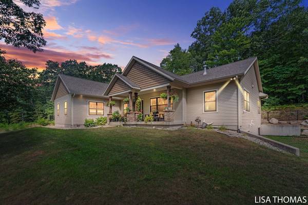 8685 Greeley NE Court, Rockford, MI 49341