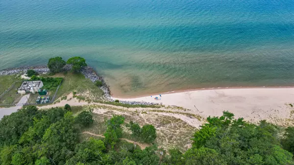 Norton Shores, MI 49441,3507 Winnetaska Road
