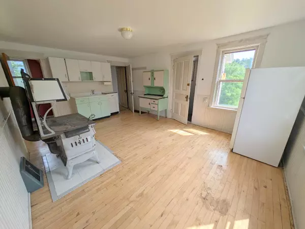 Allouez, MI 49805,45 Senter Street