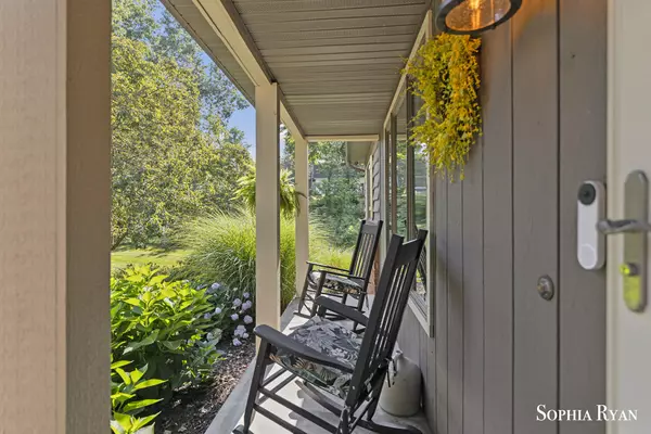 Ada, MI 49301,86 Carl NE Drive