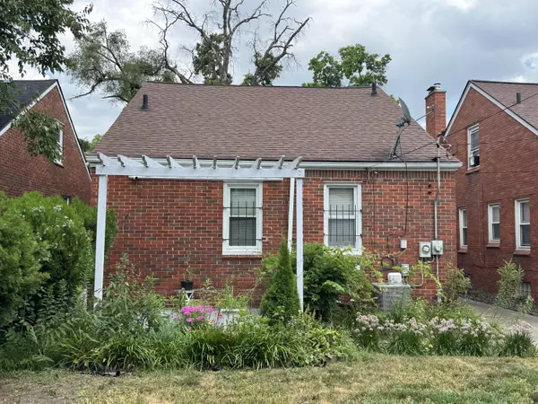 Detroit, MI 48227,15785 Sorrento Avenue