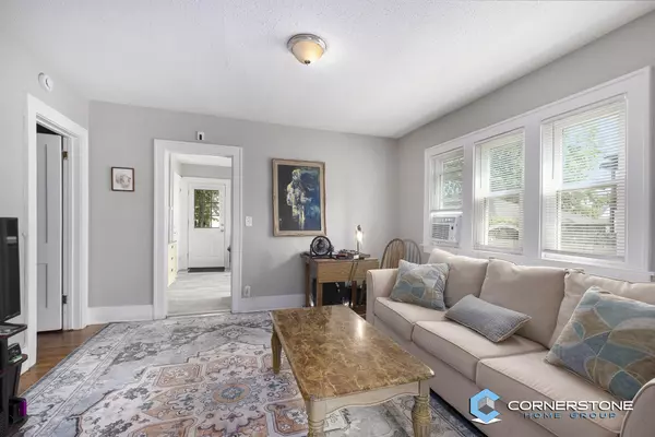 Grand Rapids, MI 49504,1654 Alpine NW Avenue