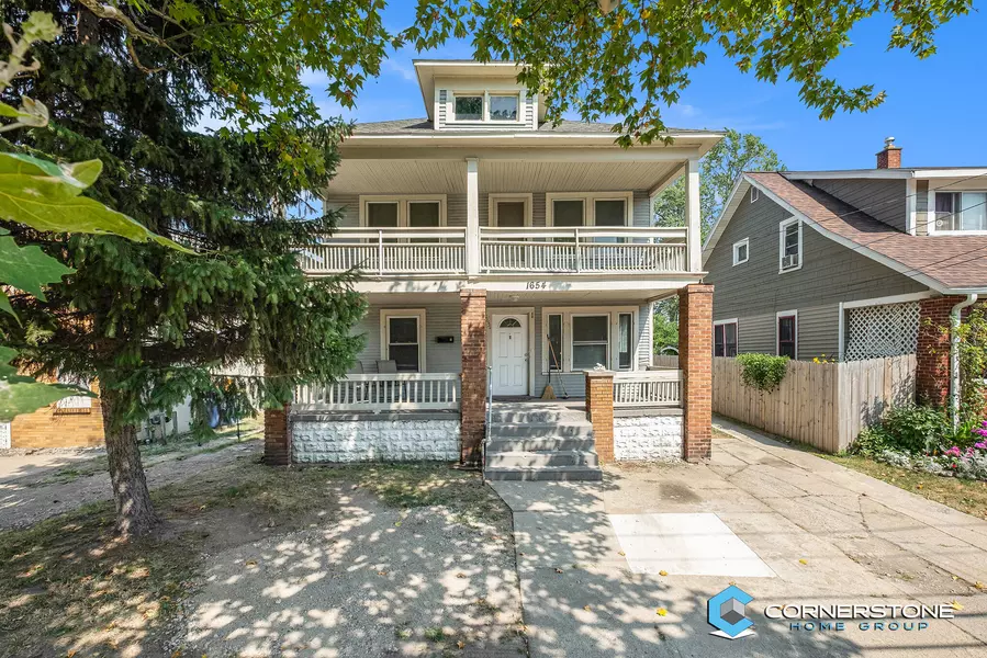 1654 Alpine NW Avenue, Grand Rapids, MI 49504
