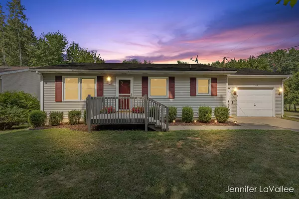 1419 Maplerow NW Avenue, Grand Rapids, MI 49534
