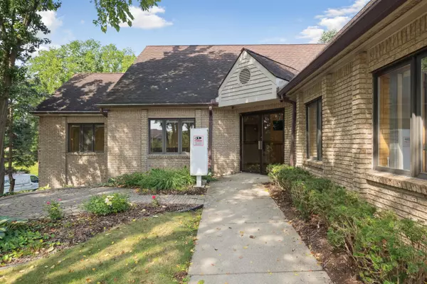 Milford, MI 48381,1181 N Milford Road