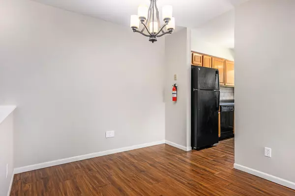 Portage, MI 49024,3320 Scots Pine Way #8