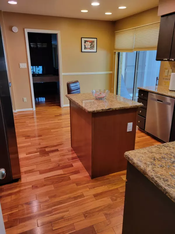 West Bloomfield, MI 48322,7411 Pebble Point