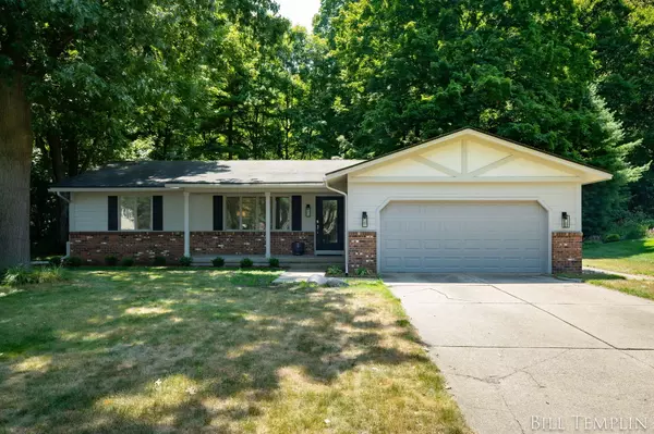 6968 Cimarron SE Drive, Grand Rapids, MI 49546