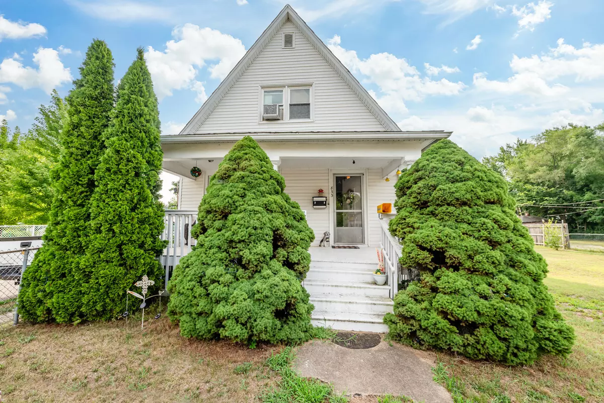 Benton Harbor, MI 49022,833 Pearl Street