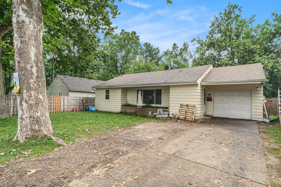 1013 Chrysler Street, Kalamazoo, MI 49048