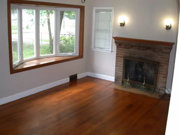 Kalamazoo, MI 49048,811 Cooper Avenue