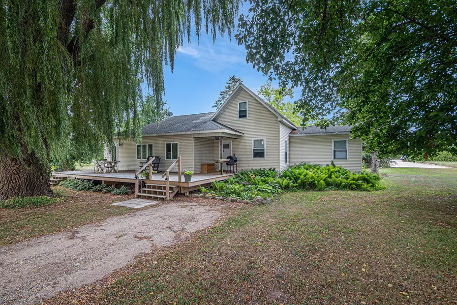 2039 S Nevins Road, Sidney, MI 48885