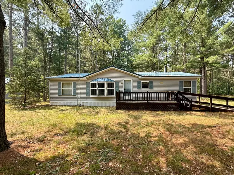 333 E 20th Street, Baldwin, MI 49304