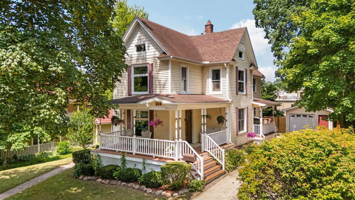 Saline, MI 48176,204 W Henry Street