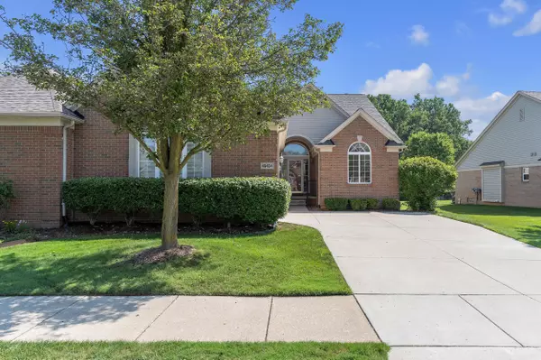 Northville, MI 48168,49454 N Glacier