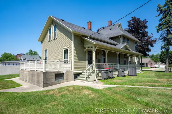 Lowell, MI 49331,524 E Main Street