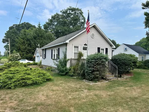 1487 S Dangl Road, Muskegon, MI 49442