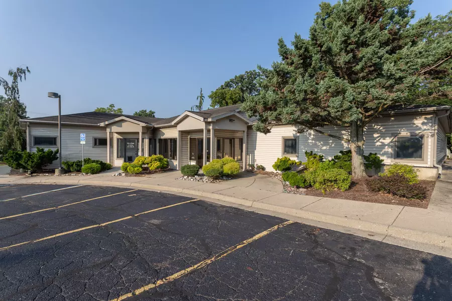 1418 E Michigan Avenue ##2, Jackson, MI 49202