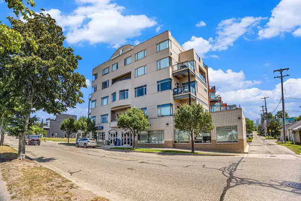 Ludington, MI 49431,105 W Danaher Street #201